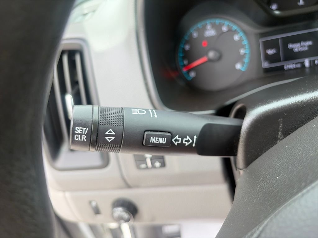 Used 2021 White GMC Elevation Standard image 33
