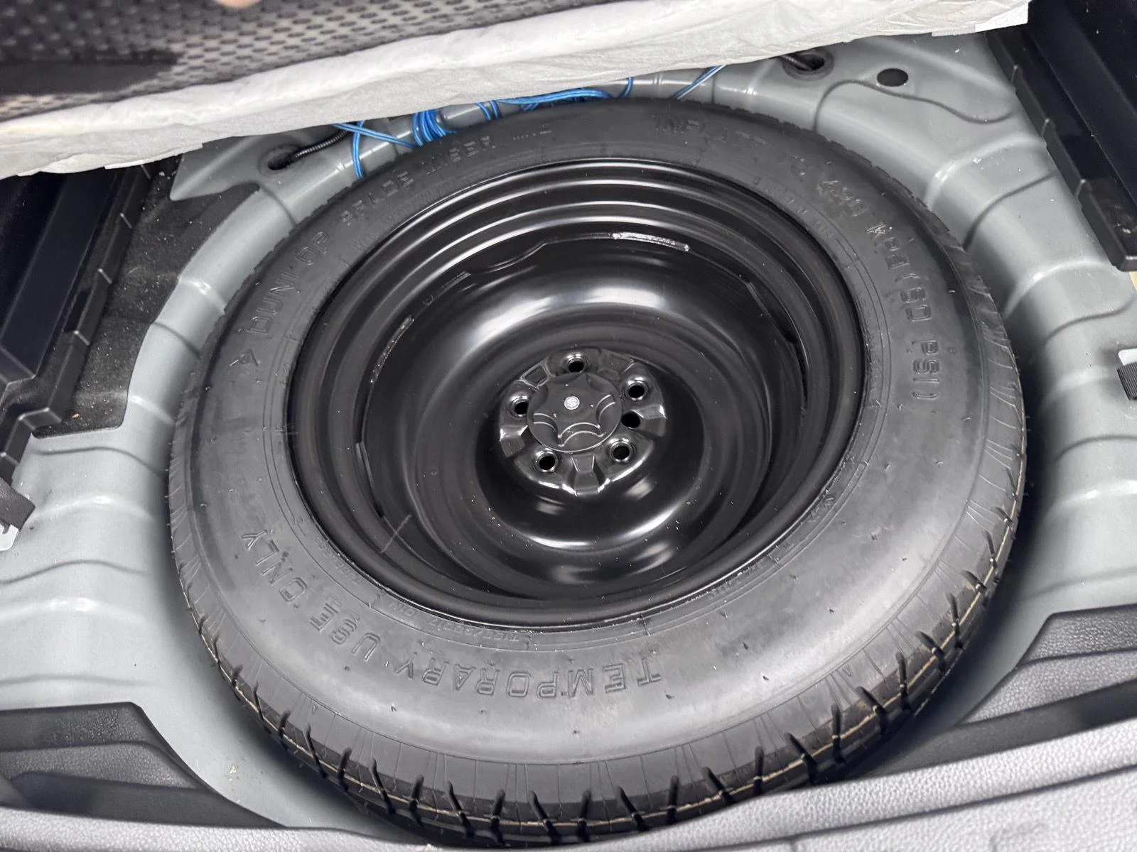 Used 2020 Gun Metallic Nissan SV image 8