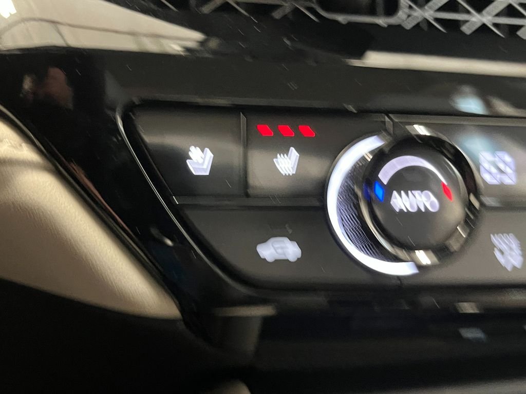 New 2026 Platinum White Pearl Honda Touring image 19