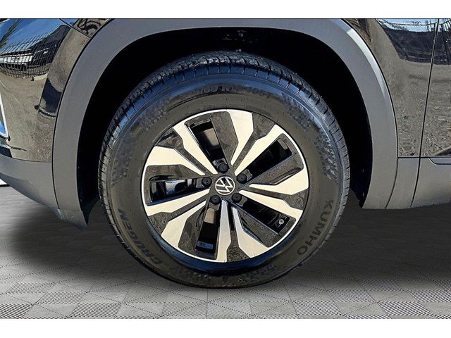 New 2026 Deep Black Pearl Volkswagen 2.0T SE image 33