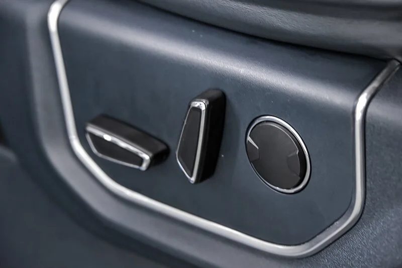 Used 2022 Atlas Blue Ford XL image 29