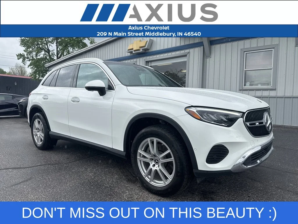 2023 Mercedes-Benz GLC 300