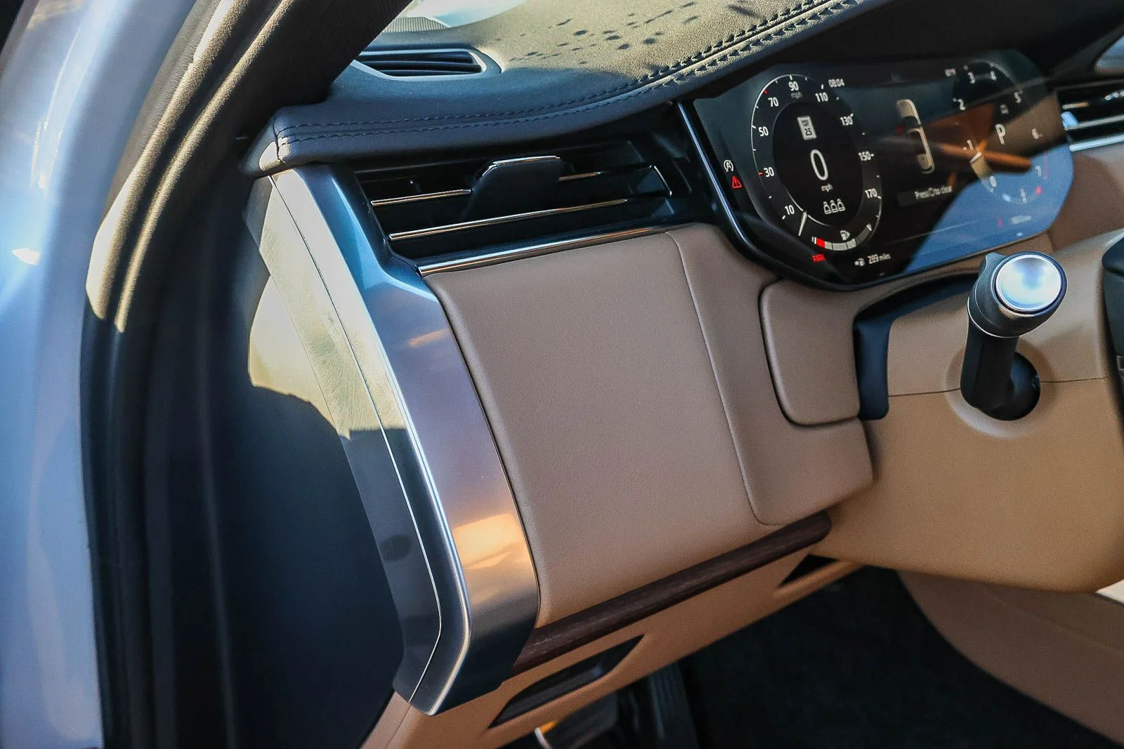 2025 Land Rover Range Rover SE - Photo 34