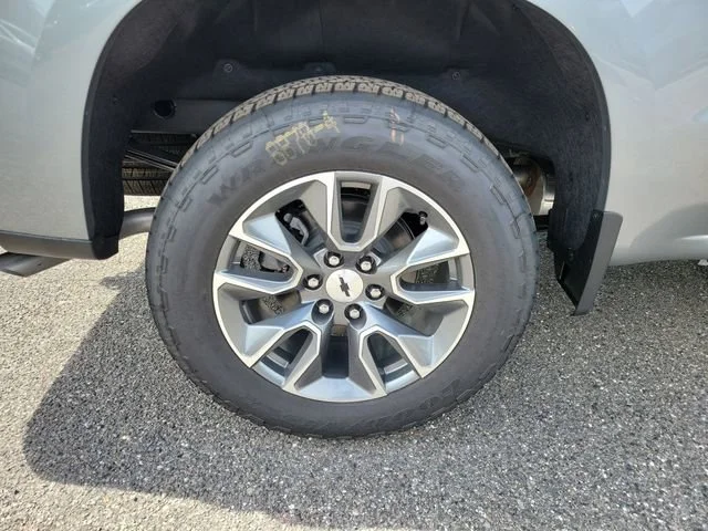 New 2026 Sterling Gray Metallic Chevrolet RST image 5