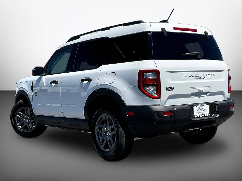 New 2026 Oxford White Ford Big Bend® image 3