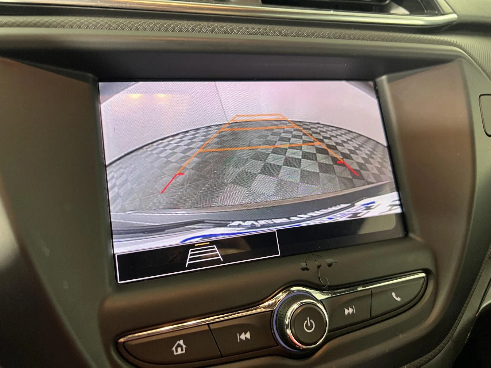 Used 2023 Summit White Chevrolet ACTIV image 15