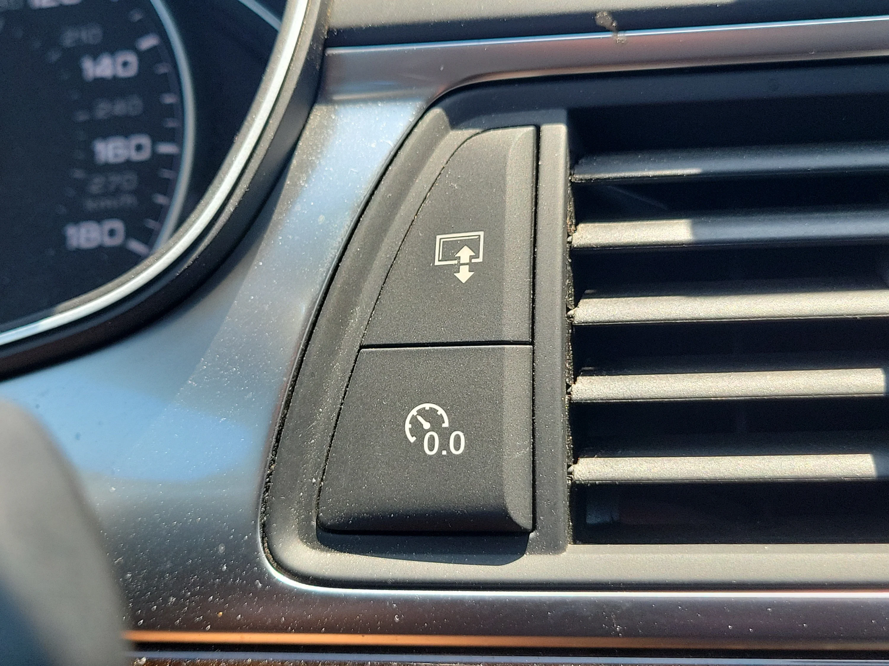 Used 2016  Audi 3.0T Prestige image 29