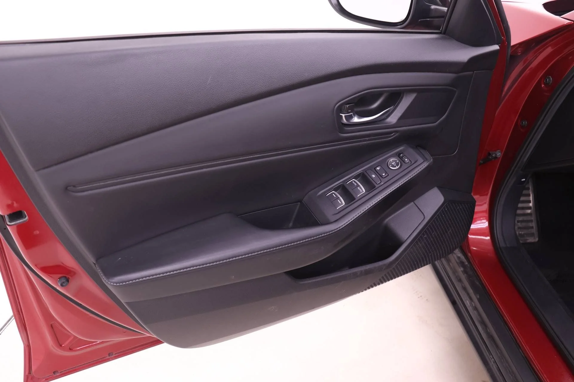 Used 2023 Radiant Red Metallic Honda Sport image 9