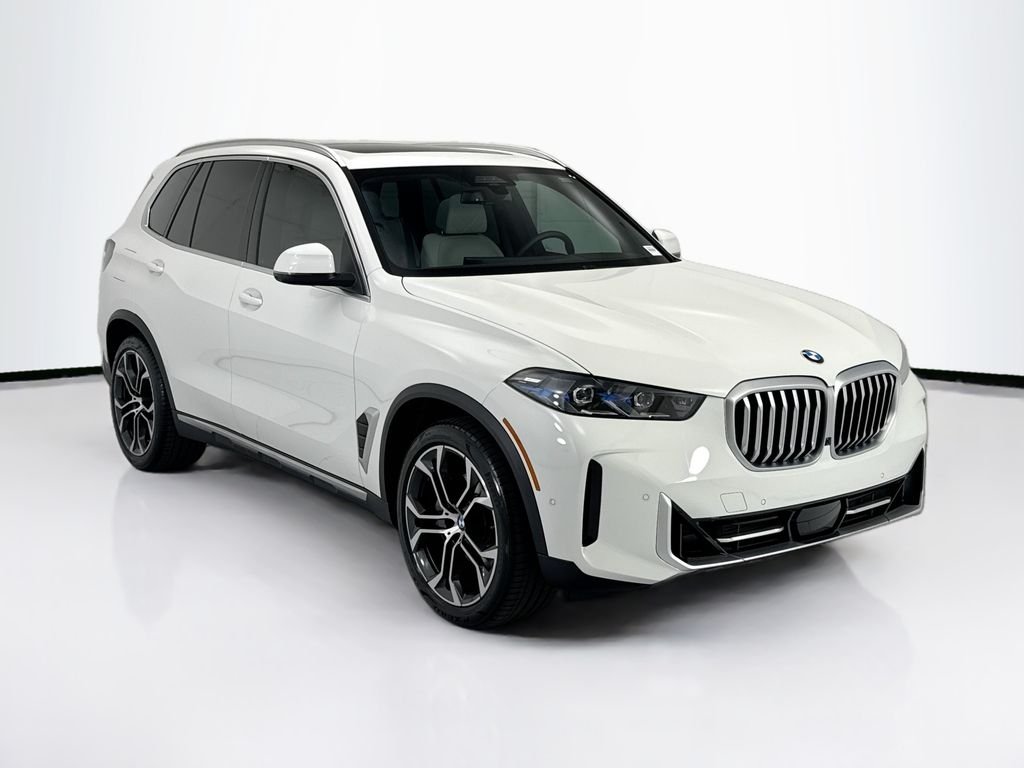 Certified Used 2025 Alpine White BMW xDrive40i image 3