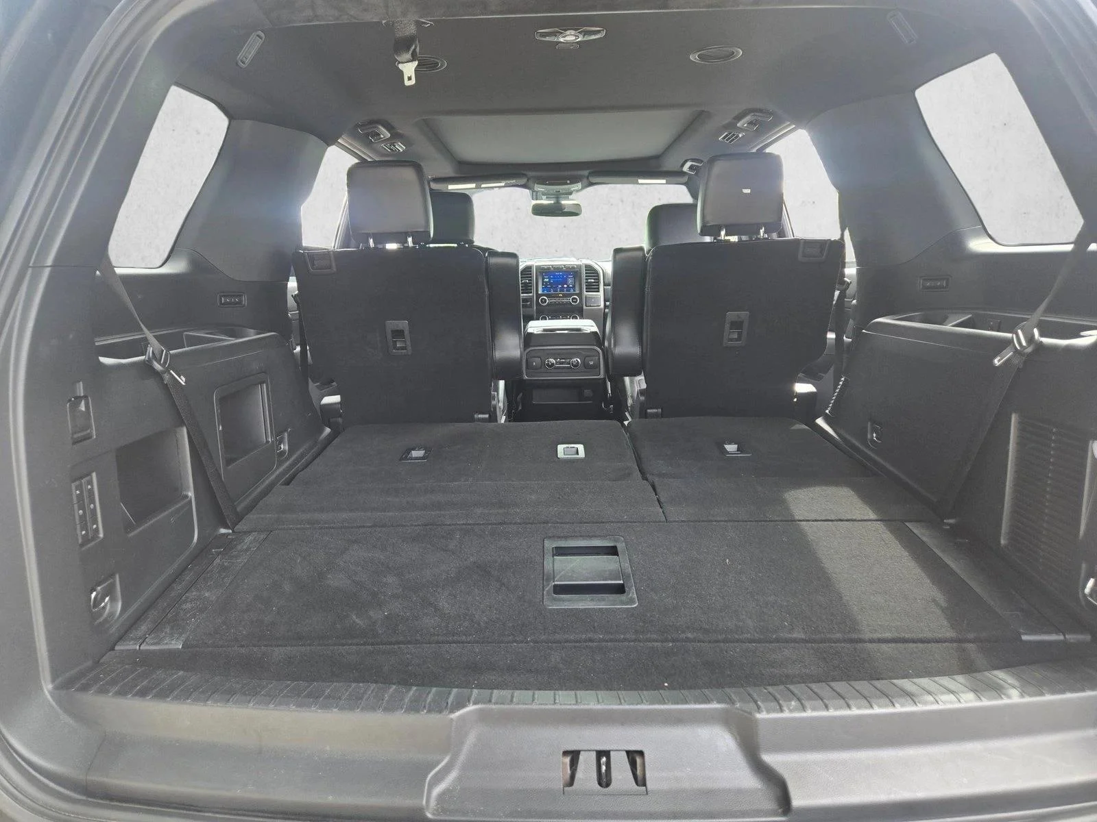 Used 2021 Magnetic Metallic Ford XLT image 6