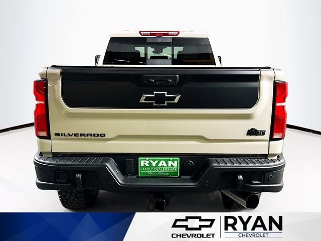 2026 Chevrolet Silverado 2500 HD ZR2 - Photo 6