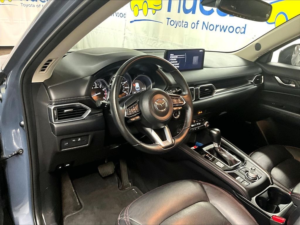 Used 2024 Gray Mazda 2.5 S Carbon Edition image 8