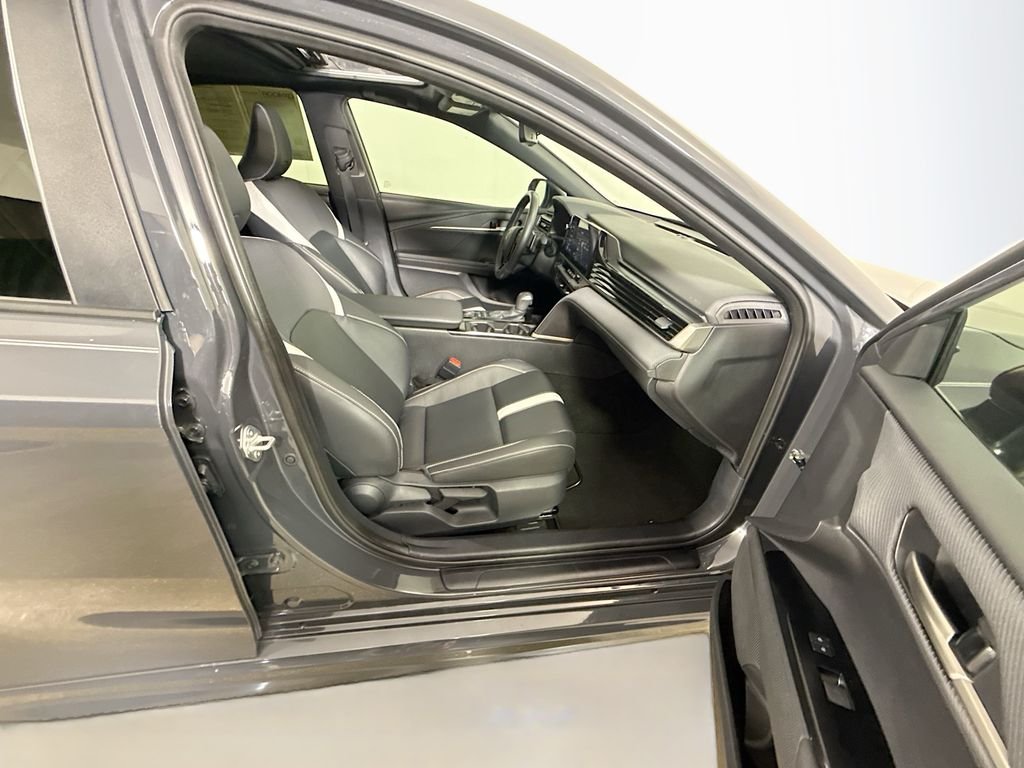 Used 2025 Underground Toyota SE image 26