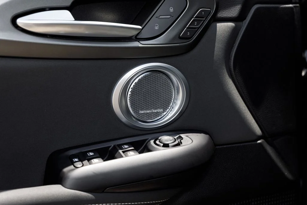 New 2026 Silver Alfa Romeo Sport Speciale image 33