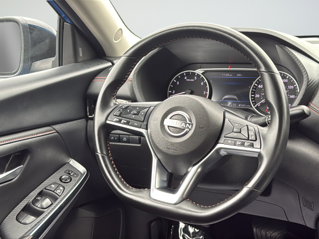 Used 2025 Blue Nissan SR image 38