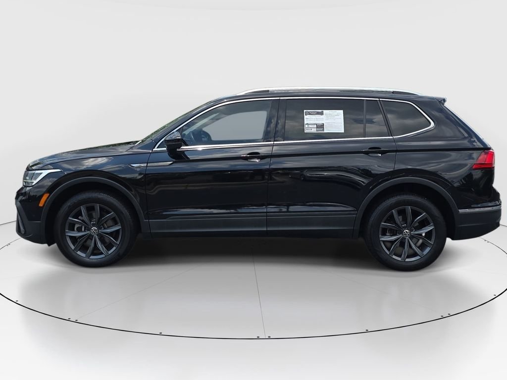 Used 2023 Black Volkswagen 2.0T SE image 9