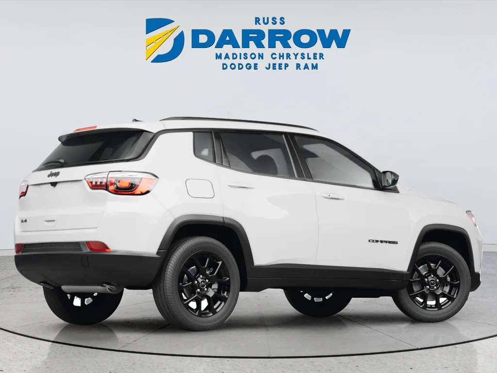 Used 2025 White Jeep Trailhawk image 9