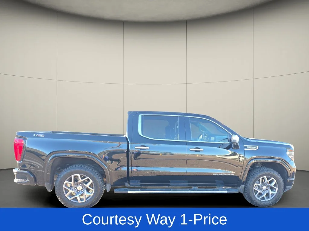 Used 2023 Black GMC SLT image 11