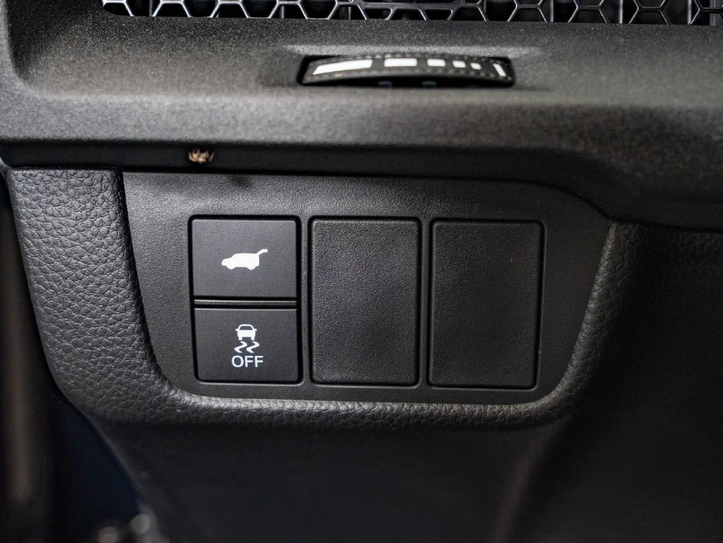 Used 2025 Canyon River Blue Metallic Honda Sport-L image 28