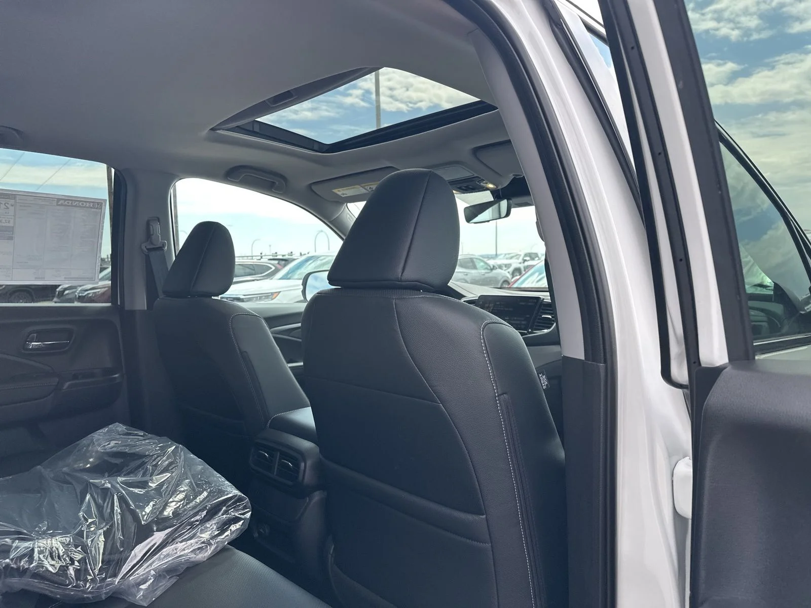 New 2026 Platinum White Pearl Honda RTL image 31