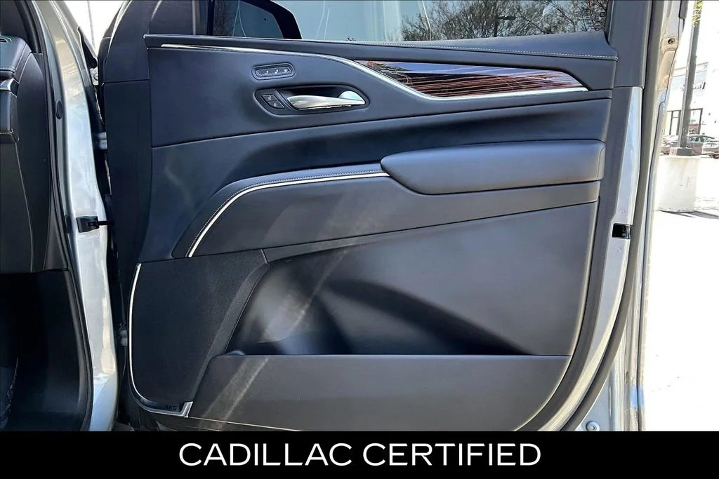 2024 Cadillac Escalade ESV Premium Luxury - Photo 21