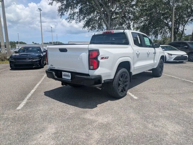 2025 Chevrolet Colorado Z71 - Photo 4