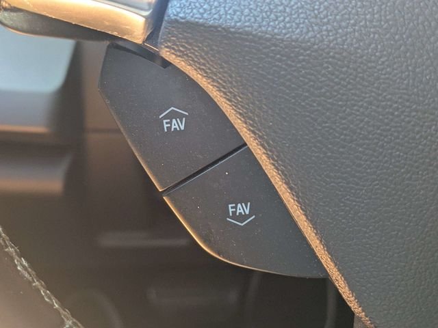 Used 2019 Silver Chevrolet 1LT image 22