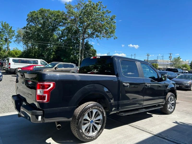 Used 2019 Black Ford XL Pickup 4D 5 1/2 ft image 10