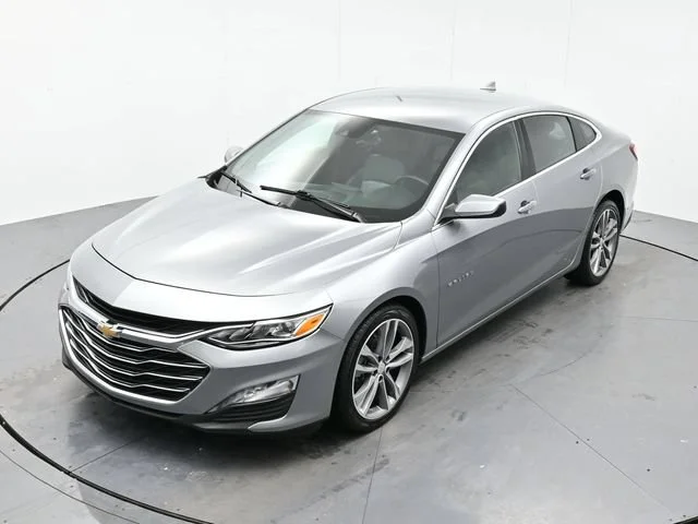 Used 2024 Sterling Gray Metallic Chevrolet 2LT image 33