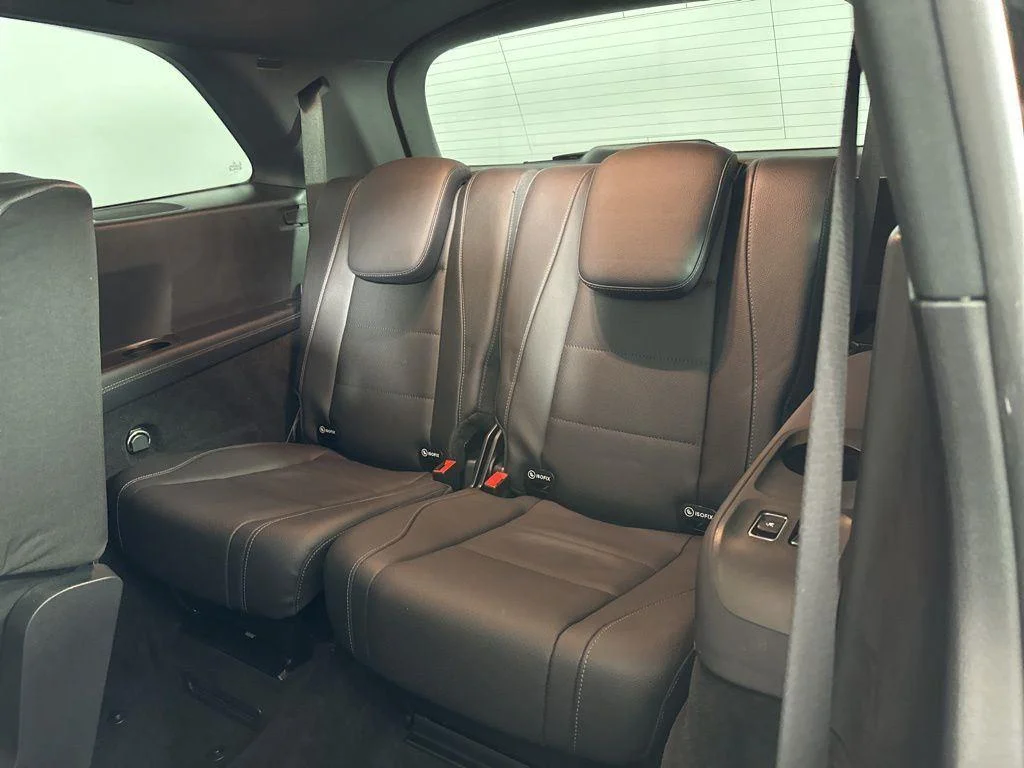 Used 2023 Obsidian Black Metallic Mercedes-Benz GLS 450 image 19
