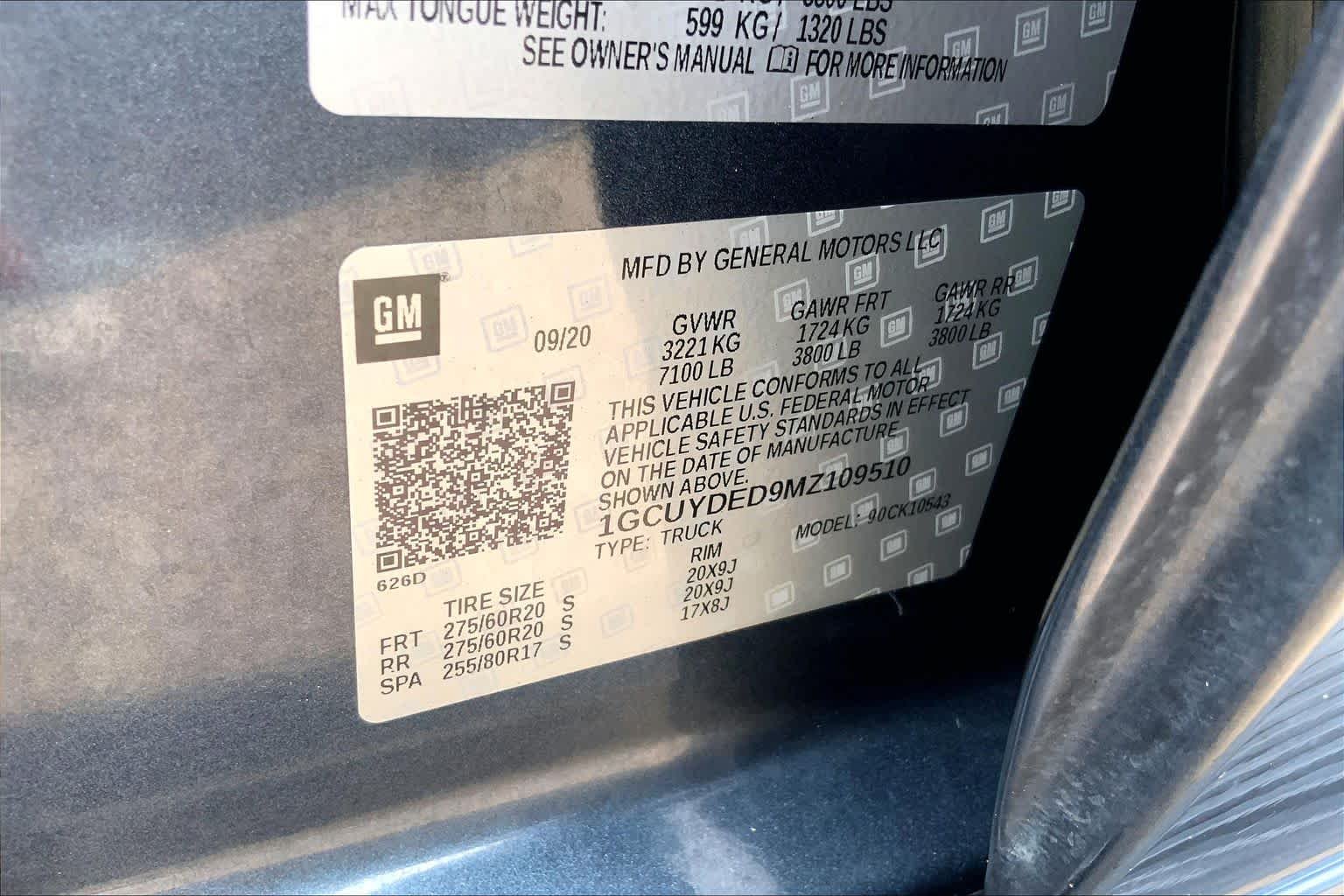 Used 2021 Shadow Gray Metallic Chevrolet LT image 37