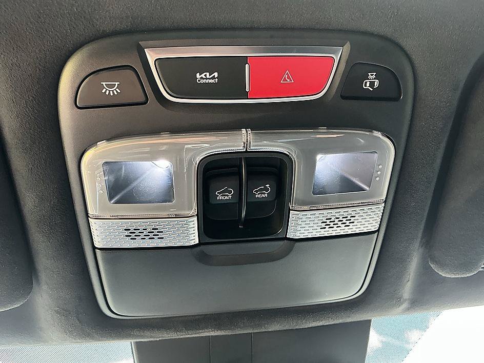 Used 2024 Ebony Black Kia SX Prestige X-Line image 21