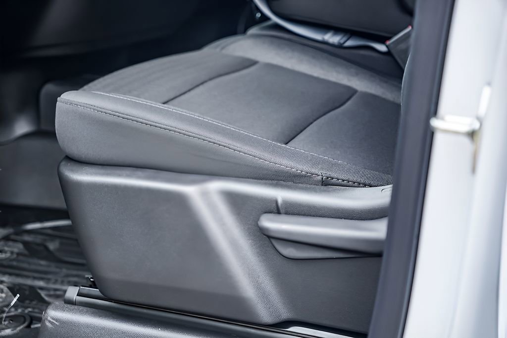 New 2026 Summit White GMC SLE image 20