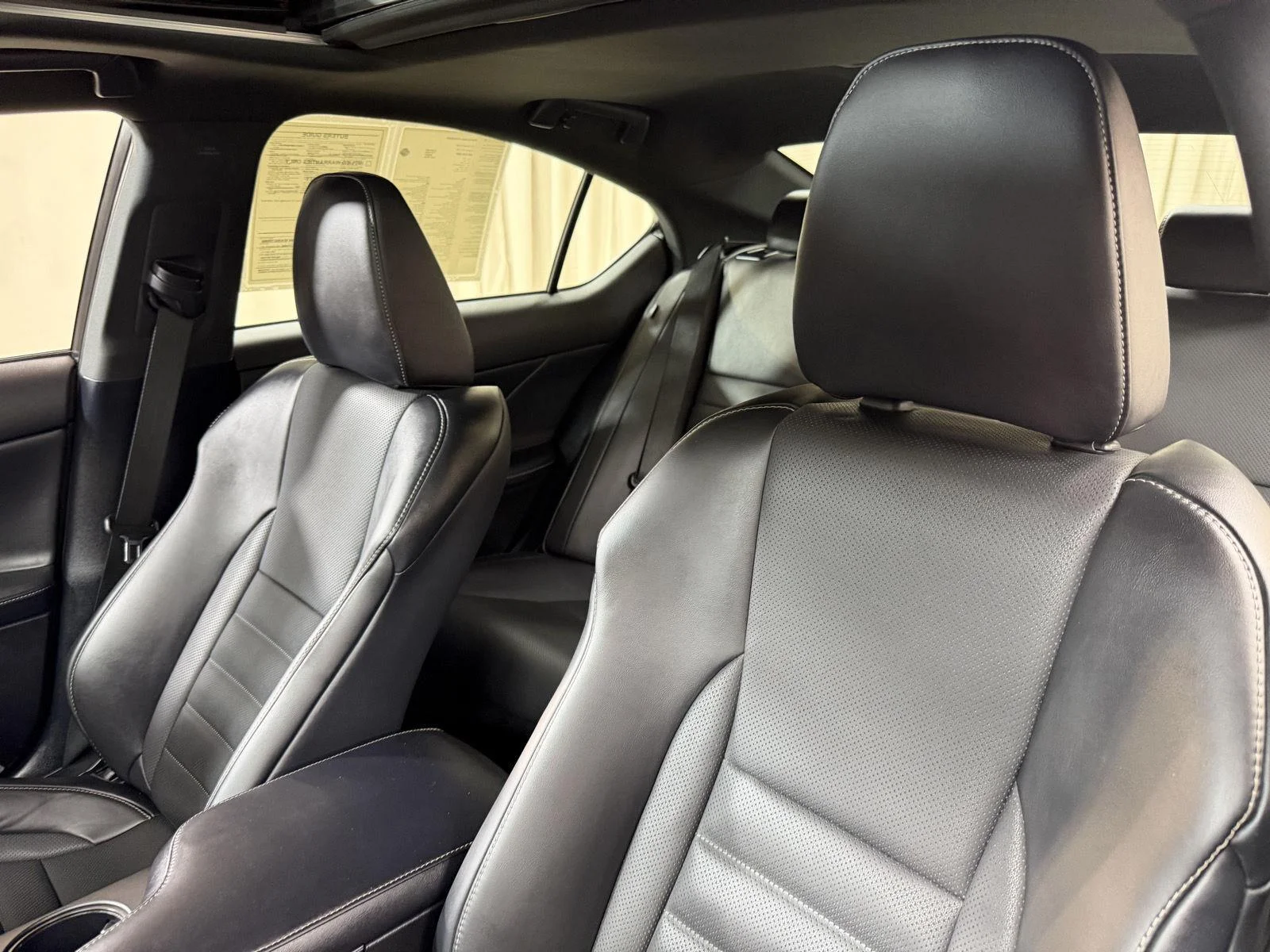 Used 2024 Infrared Lexus IS 350 F SPORT image 31