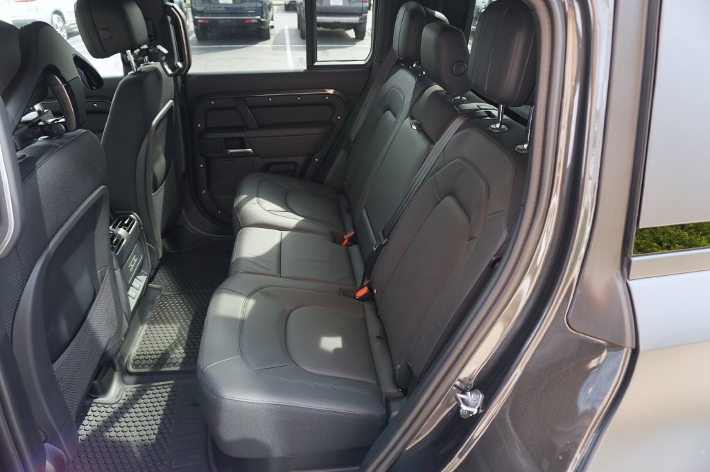 Used 2026 Gray Land Rover X image 31