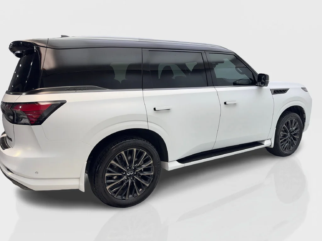 Used 2025 Blue INFINITI AUTOGRAPH image 15