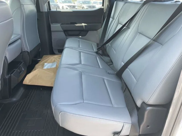 2026 Ford F-350 Super Duty Chassis Cab XL - Photo 12