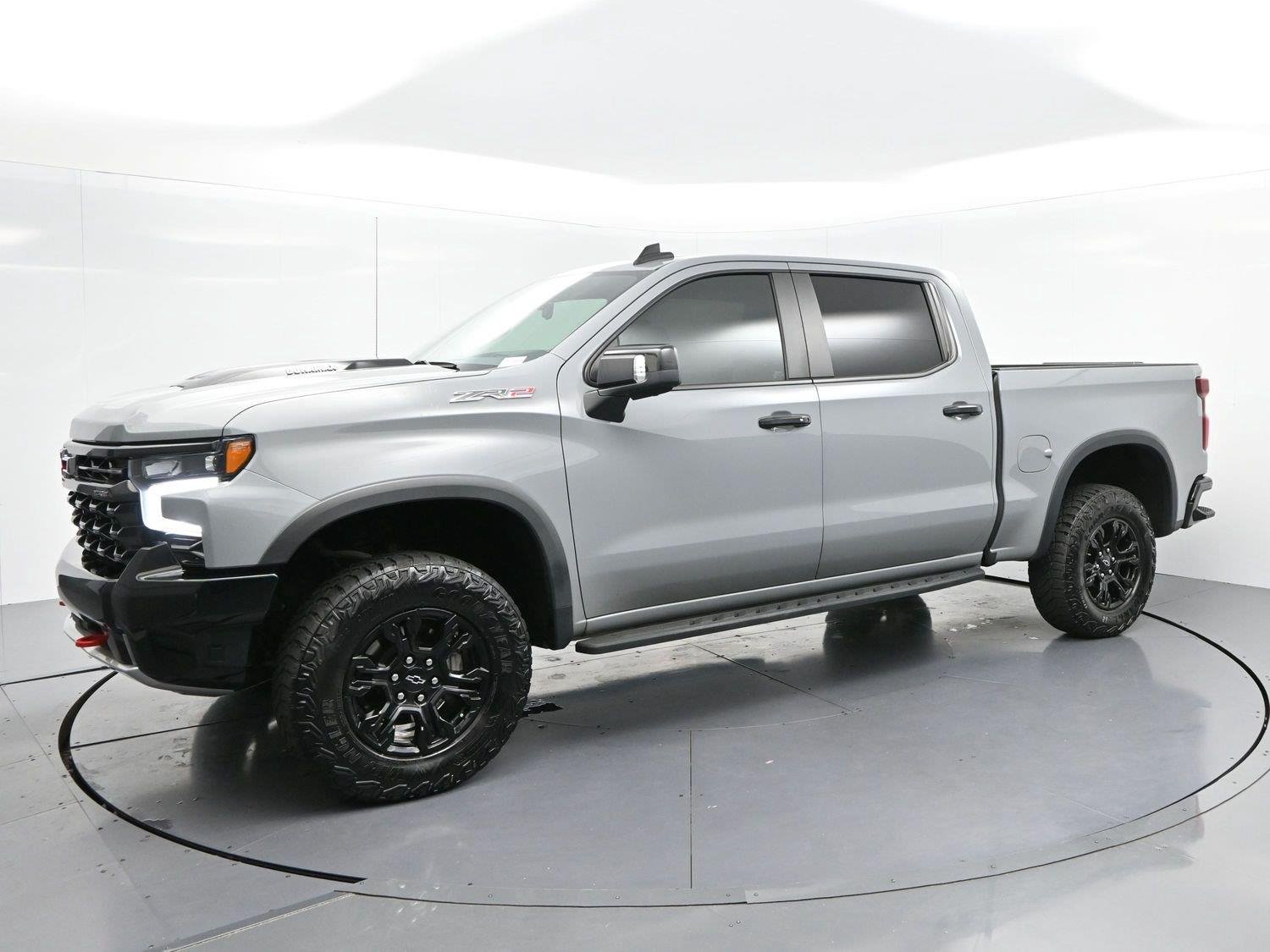 Used 2024 Slate Gray Metallic Chevrolet ZR2 image 4
