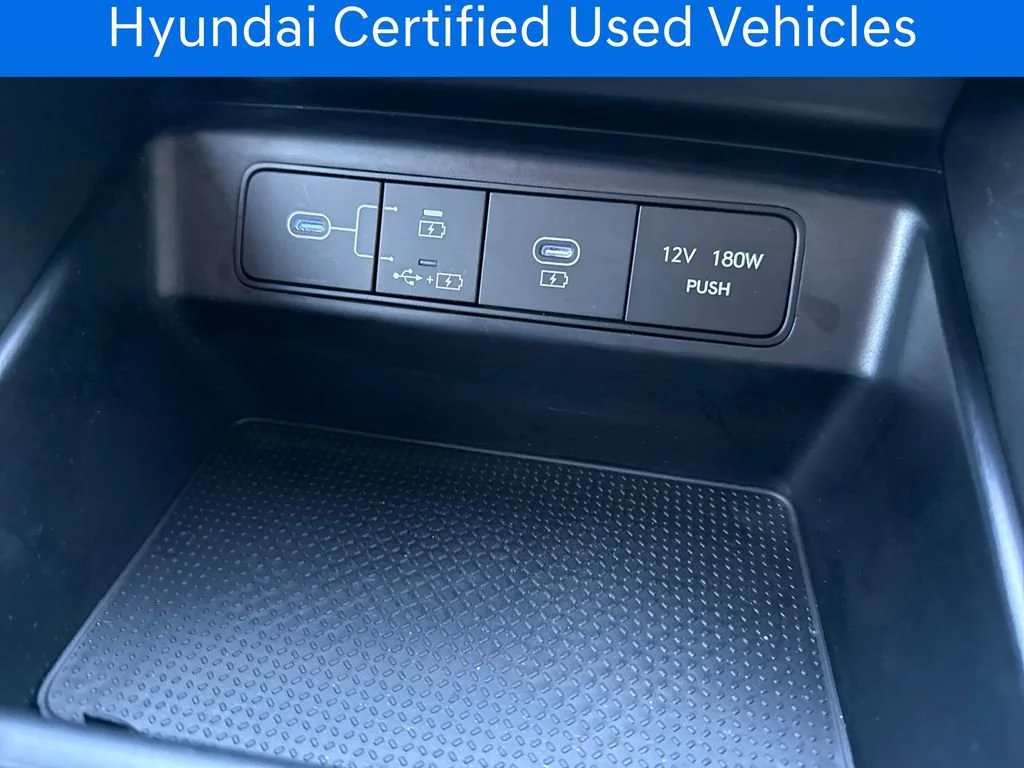 Certified Pre-Owned 2025 Hyundai Tucson SE