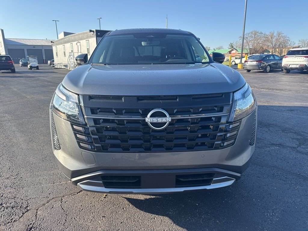 New 2026 Gray Nissan SL image 8