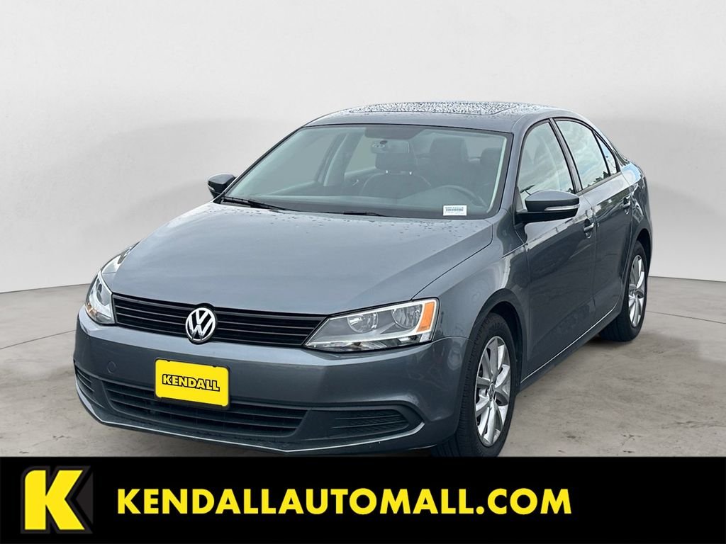 Used 2012 Gray Volkswagen 2.5L SE image 1
