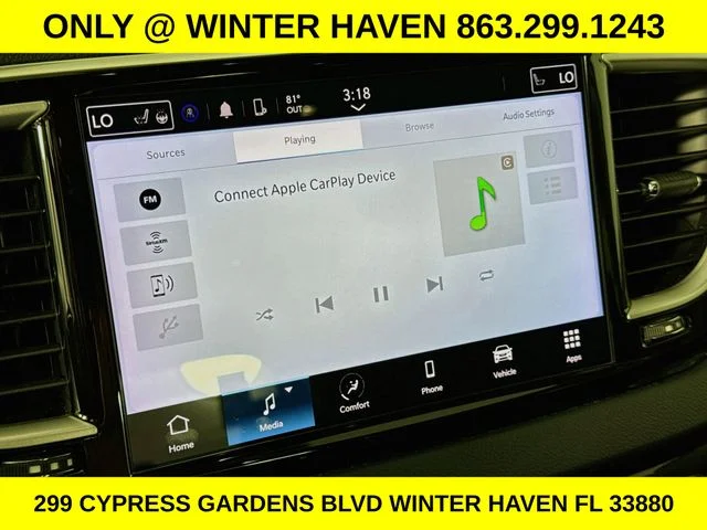 Used 2024 Silver Chrysler Touring L image 14
