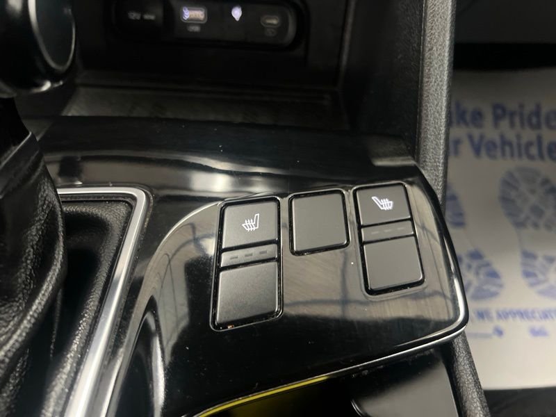 Used 2023 Gray Kia X-Line image 25