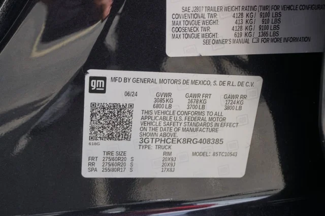 Used 2024  GMC Elevation image 37