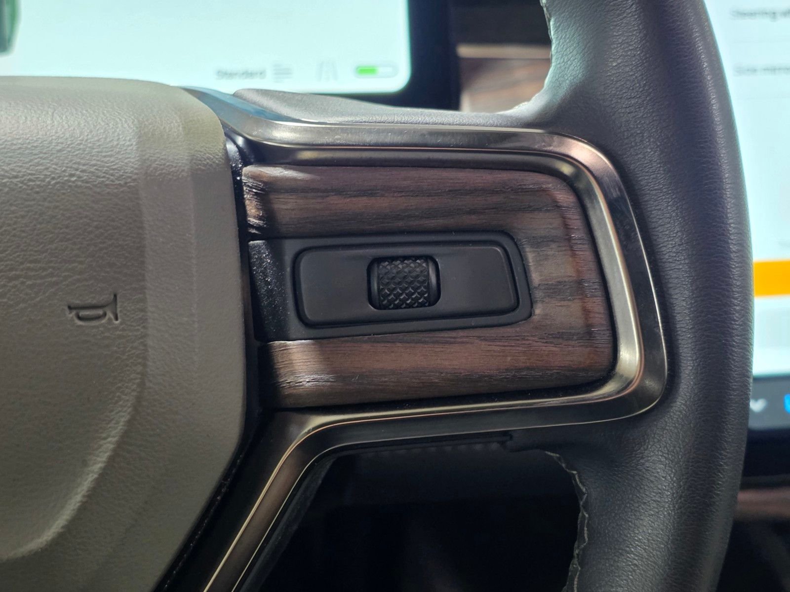 Used 2023 Forest Green Rivian Adventure image 31