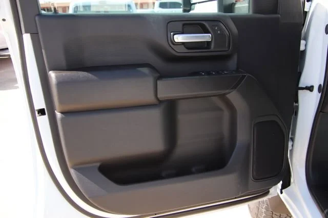 2026 Chevrolet Silverado 2500 HD Custom - Photo 13