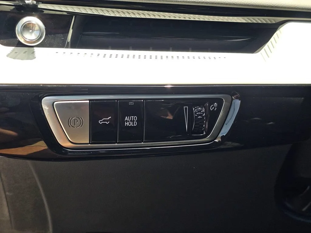 New 2026 Vibrant White Tricoat Cadillac Sport image 23
