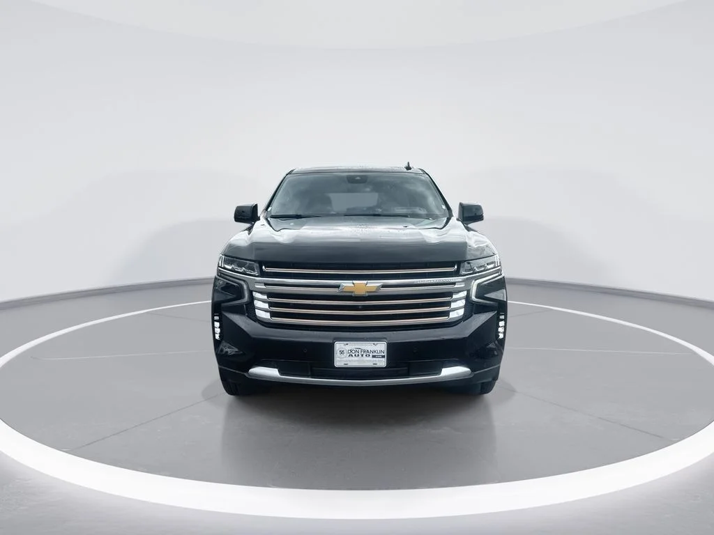 Used 2024 Blue Chevrolet High Country image 3
