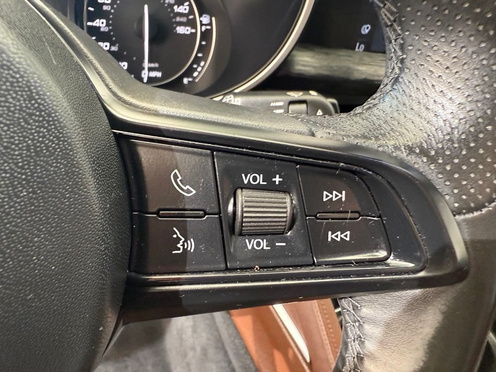 Used 2021 Gray Metallic Alfa Romeo Sprint image 38