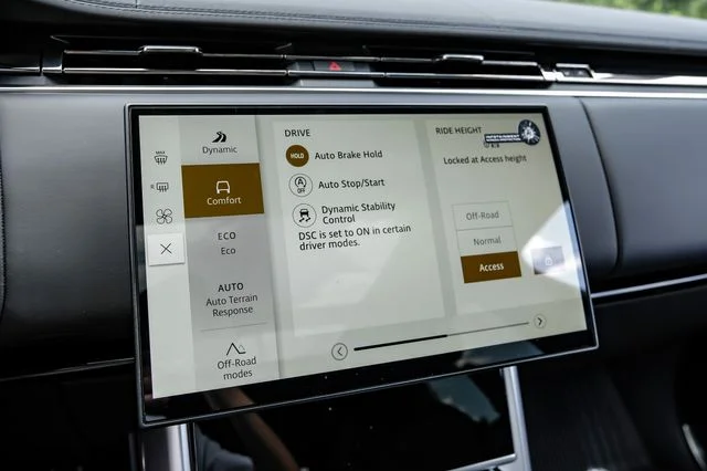 2026 Land Rover Range Rover SE - Photo 39